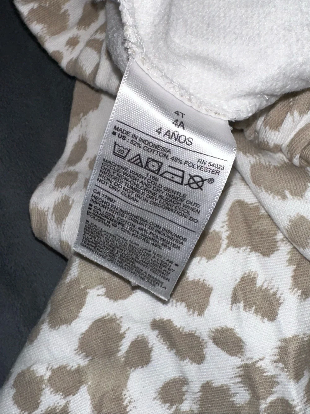 Old Navy toddler Tan & White Leopard Print sweat pants